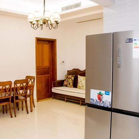 Lark Hotel Νταρ ες Σαλάμ Εξωτερικό φωτογραφία