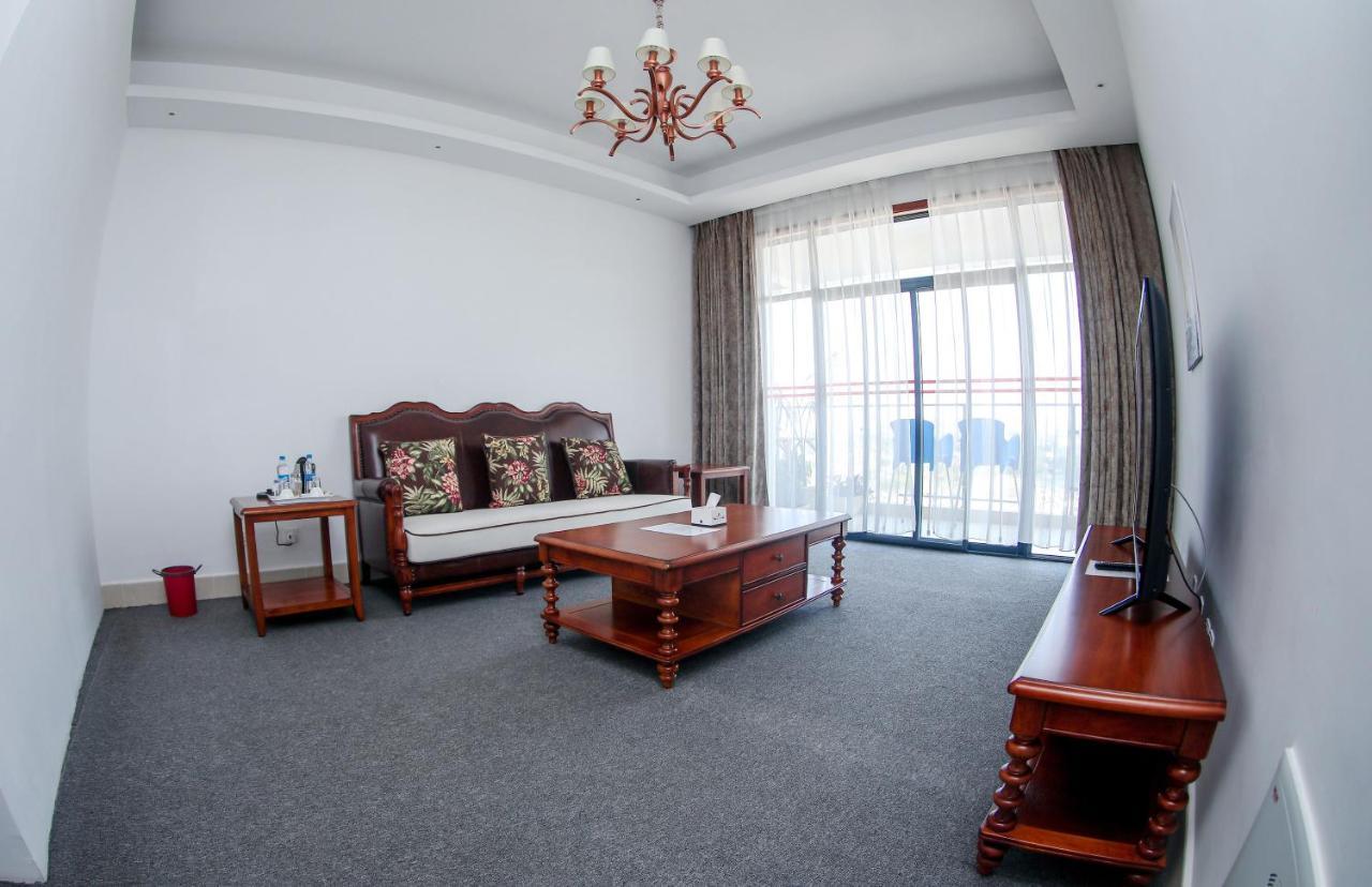 Lark Hotel Νταρ ες Σαλάμ Εξωτερικό φωτογραφία