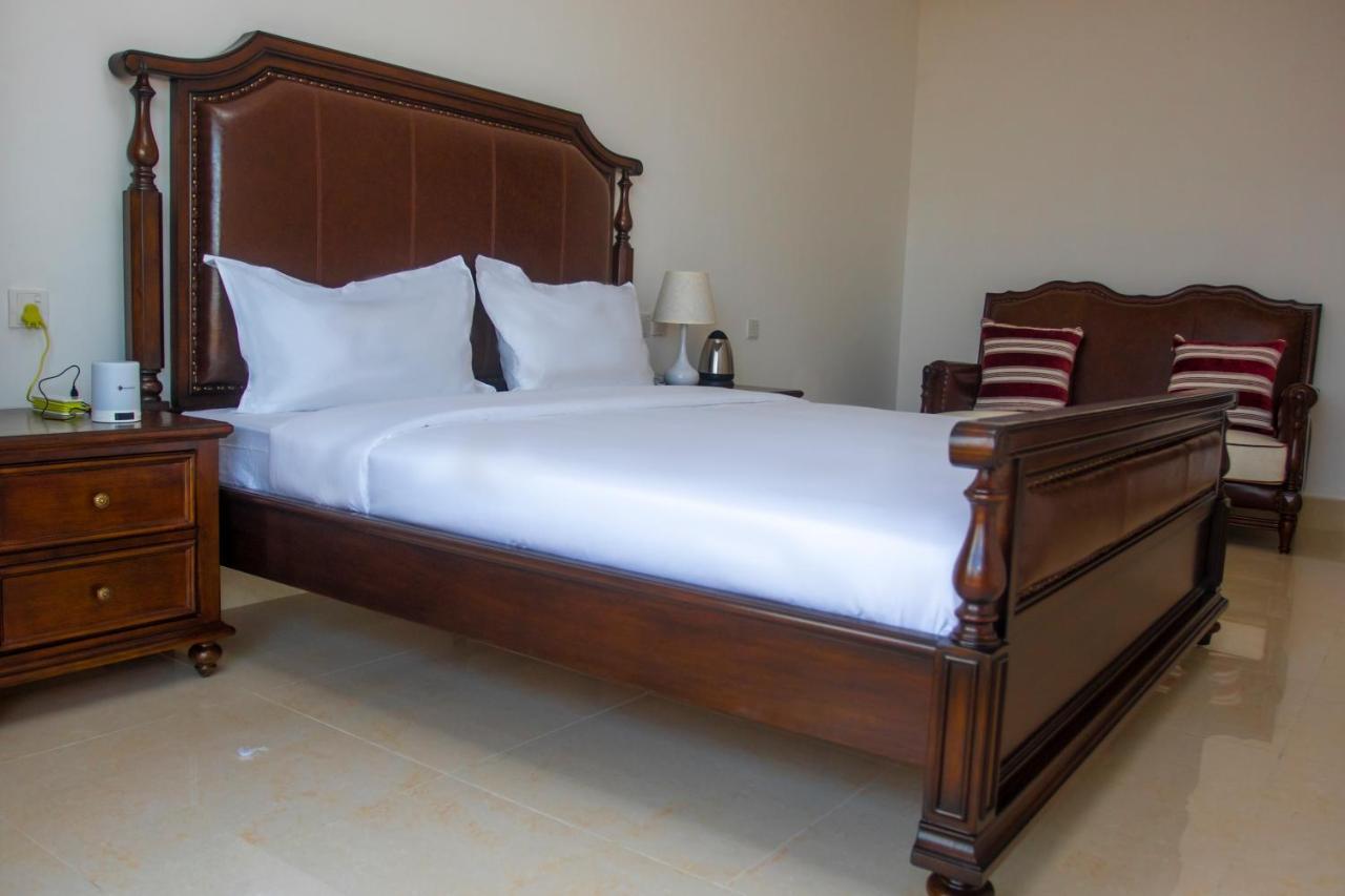 Lark Hotel Νταρ ες Σαλάμ Εξωτερικό φωτογραφία