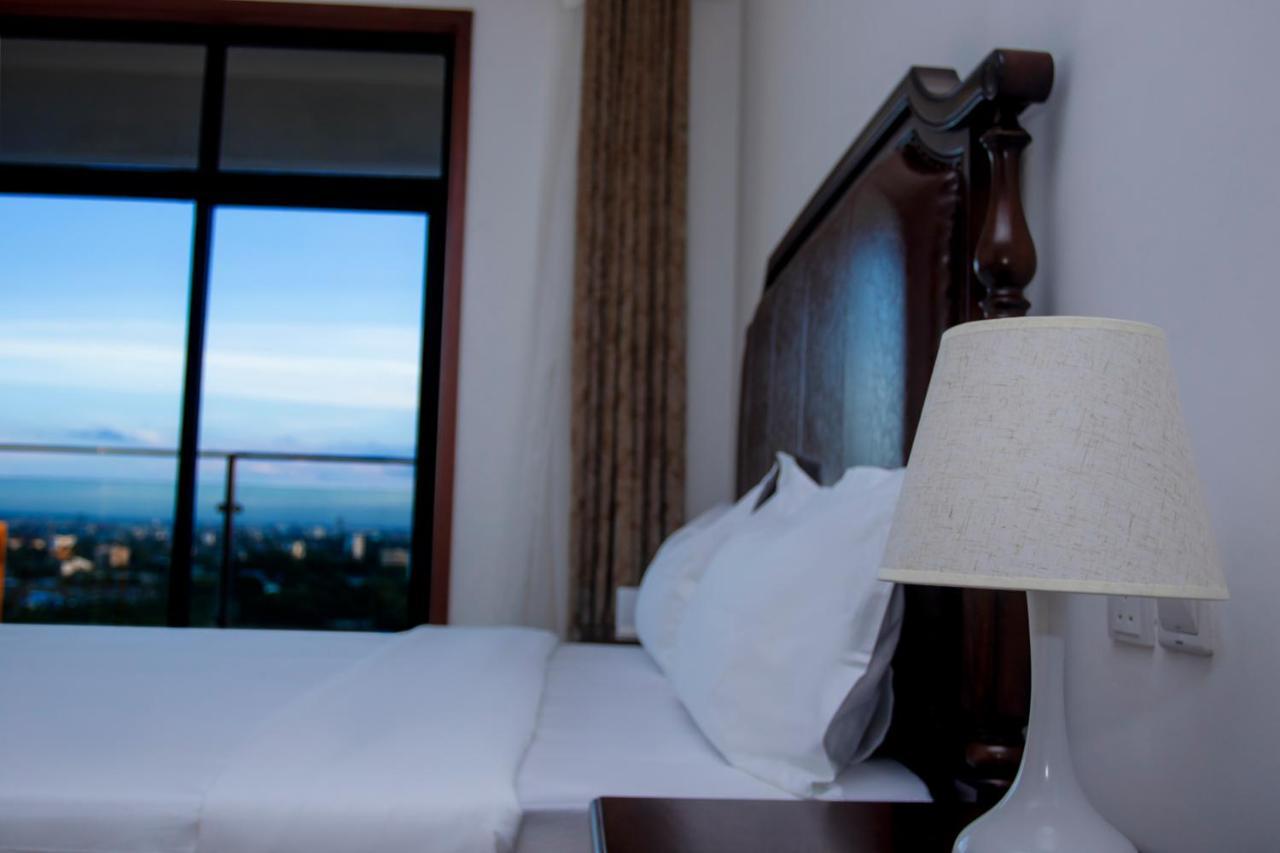 Lark Hotel Νταρ ες Σαλάμ Εξωτερικό φωτογραφία